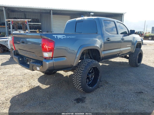3TMAZ5CN8HM036333 Toyota Tacoma Sr5 V6