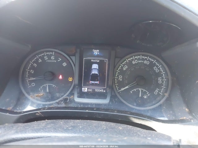 3TMAZ5CN8HM036333 Toyota Tacoma Sr5 V6