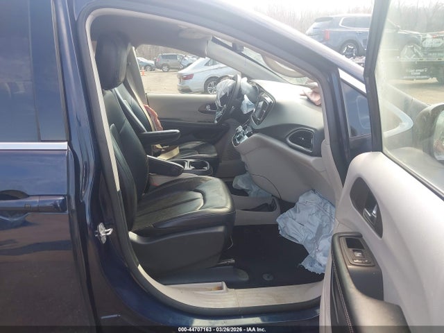 2020 CHRYSLER VOYAGER 2C4RC1DG0LR164080 Photo 4