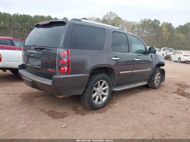44707190 :رقم المزاد ، 1GKS2EEF2BR176189 vin ، 2011 Gmc Yukon Denali مزاد بيع