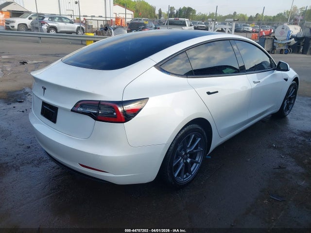 2022 Tesla Model 3 Rear-wheel Drive მანქანა იყიდება აუქციონზე, vin: 5YJ3E1EA1NF129329, აუქციონის ნომერი: 44707202