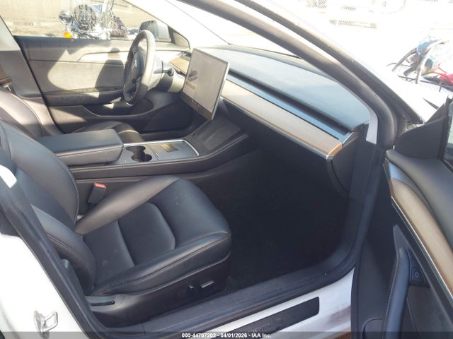 2022 Tesla Model 3 Rear-wheel Drive მანქანა იყიდება აუქციონზე, vin: 5YJ3E1EA1NF129329, აუქციონის ნომერი: 44707202