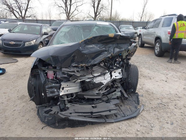 2026 Toyota Camry Le მანქანა იყიდება აუქციონზე, vin: 4T1DAACKXTU251330, აუქციონის ნომერი: 44707208