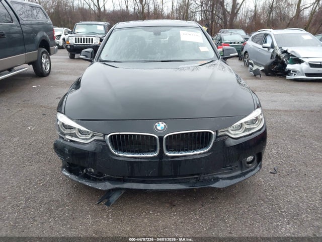 Продажа на аукционе авто 2018 Bmw 320i Xdrive, vin: WBA8A3C54JA357859, номер лота: 44707226