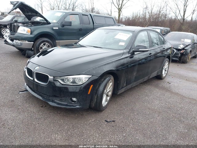 2018 BMW 320I WBA8A3C54JA357859 Photo 1