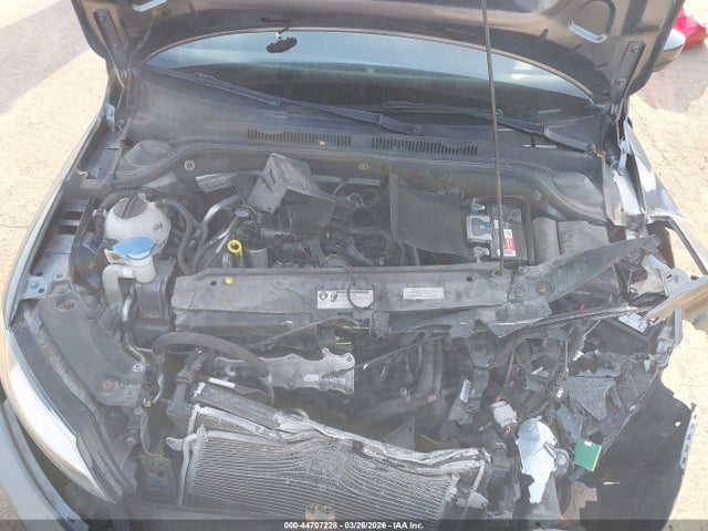 44707228 :رقم المزاد ، 3VW2B7AJXHM286352 vin ، 2017 Volkswagen Jetta 1.4t S مزاد بيع