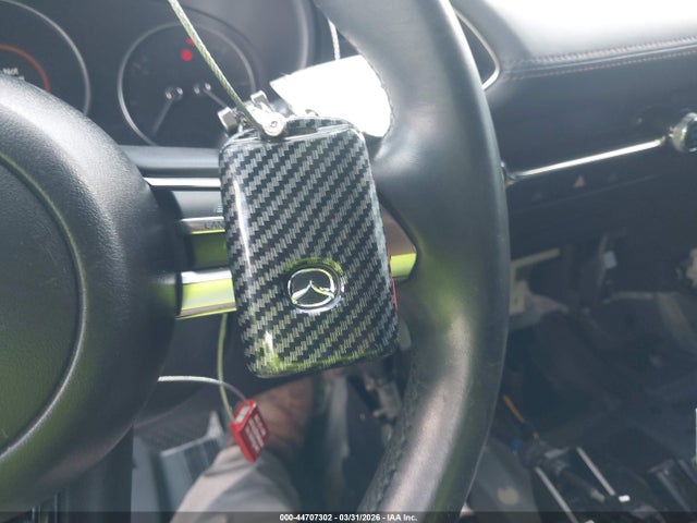 Продаж на аукціоні авто 2019 Mazda Mazda3, vin: JM1BPAJM9K1136152, номер лоту: 44707302