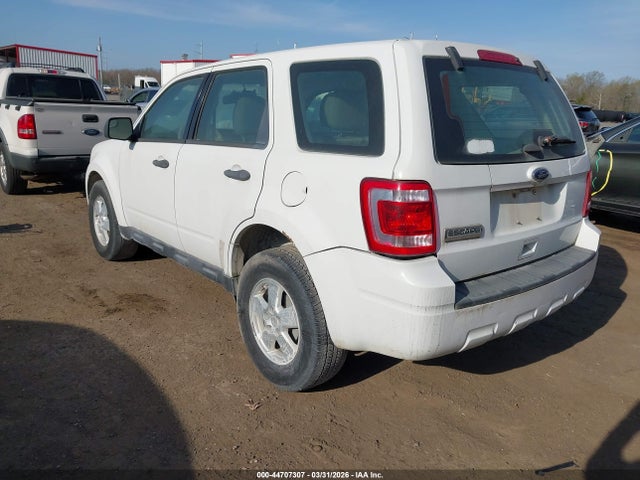 2012 FORD ESCAPE 1FMCU0C77CKB81340 Photo 2