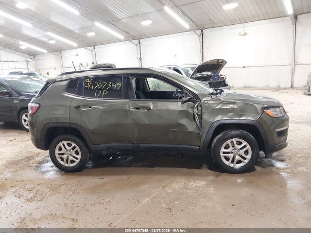 44707349 :رقم المزاد ، 3C4NJDAB9HT642130 vin ، 2017 Jeep New Compass Sport 4x4 مزاد بيع