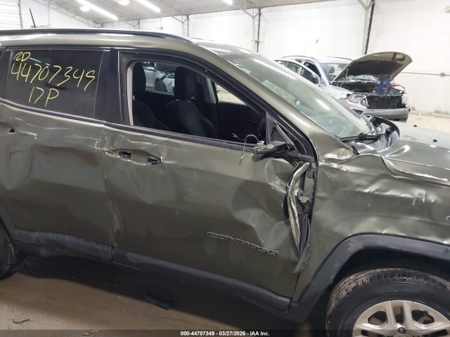 44707349 :رقم المزاد ، 3C4NJDAB9HT642130 vin ، 2017 Jeep New Compass Sport 4x4 مزاد بيع