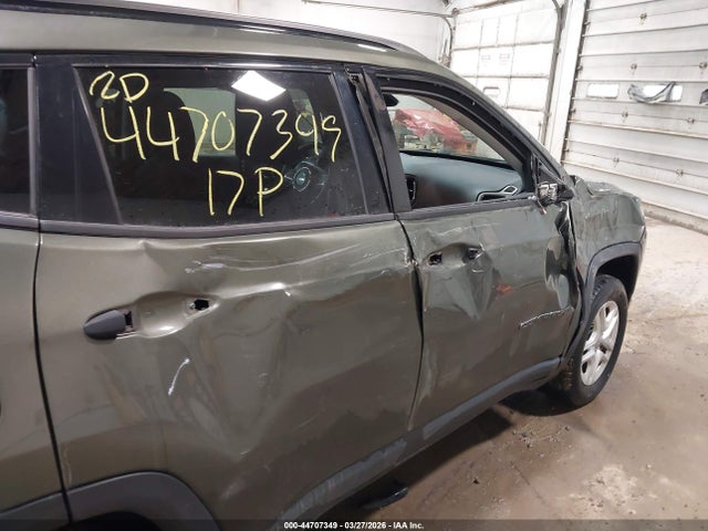 44707349 :رقم المزاد ، 3C4NJDAB9HT642130 vin ، 2017 Jeep New Compass Sport 4x4 مزاد بيع