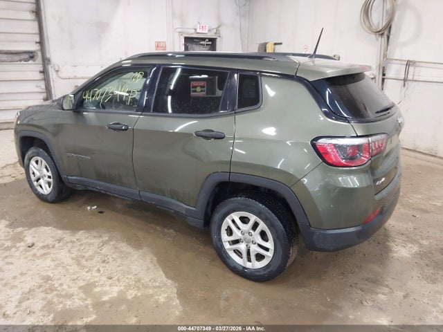 44707349 :رقم المزاد ، 3C4NJDAB9HT642130 vin ، 2017 Jeep New Compass Sport 4x4 مزاد بيع