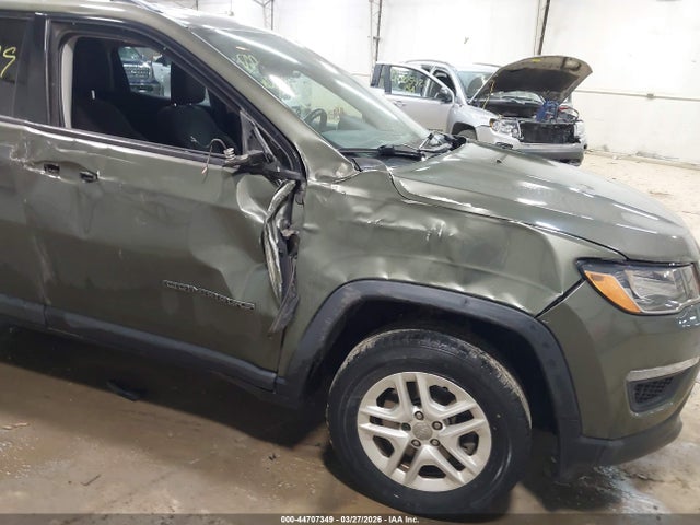 44707349 :رقم المزاد ، 3C4NJDAB9HT642130 vin ، 2017 Jeep New Compass Sport 4x4 مزاد بيع