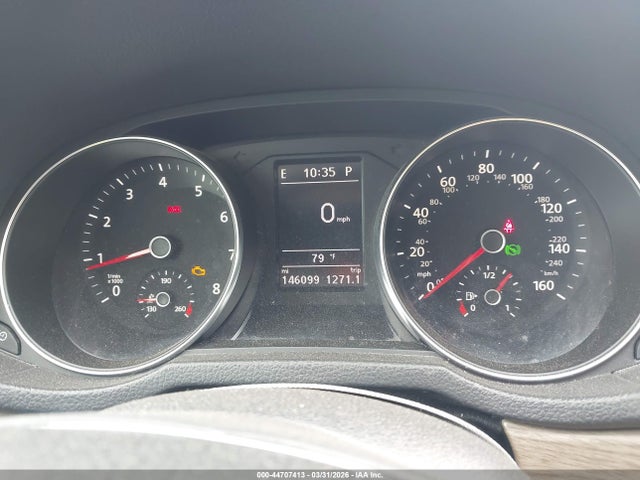 1VWBT7A37HC029326 Volkswagen Passat 1.8t Se