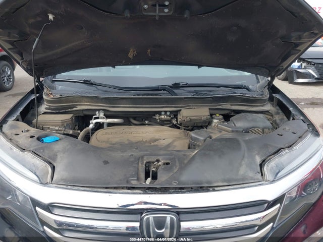 Honda Pilot Touring 2017 5FNYF6H98HB066123 Image 10