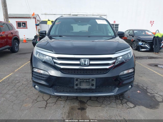 Honda Pilot Touring 2017 5FNYF6H98HB066123 Image 12