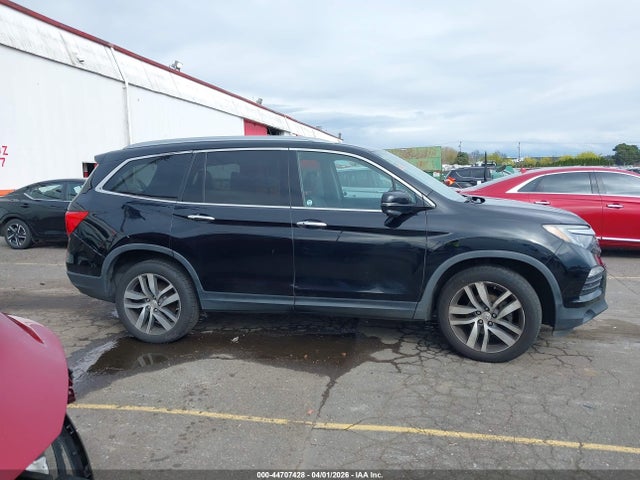 Honda Pilot Touring 2017 5FNYF6H98HB066123 Image 13