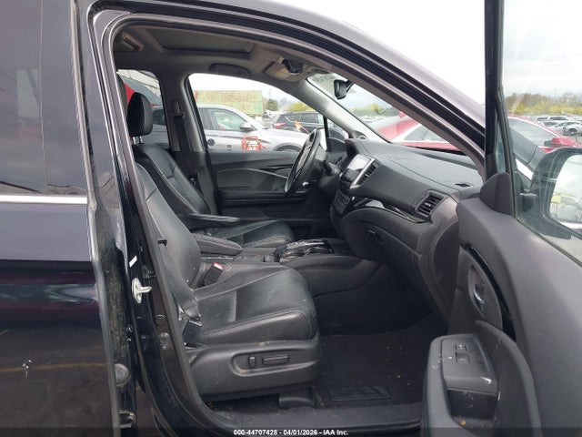Honda Pilot Touring 2017 5FNYF6H98HB066123 Image 5