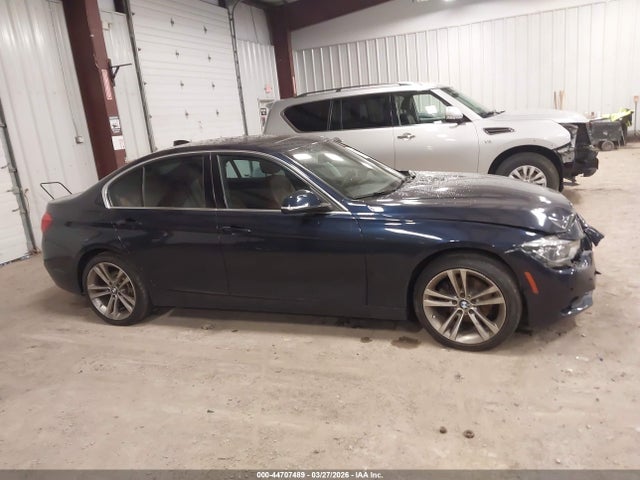 44707489 :رقم المزاد ، WBA8E3G54GNU38490 vin ، 2016 Bmw 328i Xdrive مزاد بيع