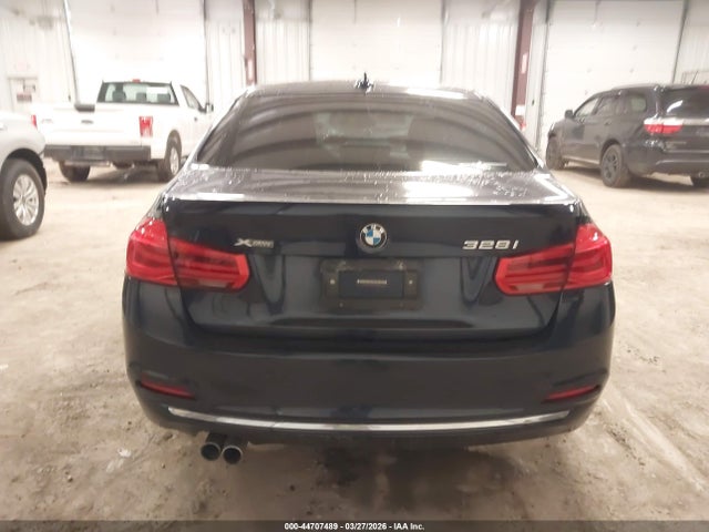 44707489 :رقم المزاد ، WBA8E3G54GNU38490 vin ، 2016 Bmw 328i Xdrive مزاد بيع