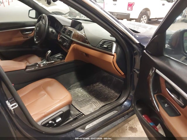 44707489 :رقم المزاد ، WBA8E3G54GNU38490 vin ، 2016 Bmw 328i Xdrive مزاد بيع