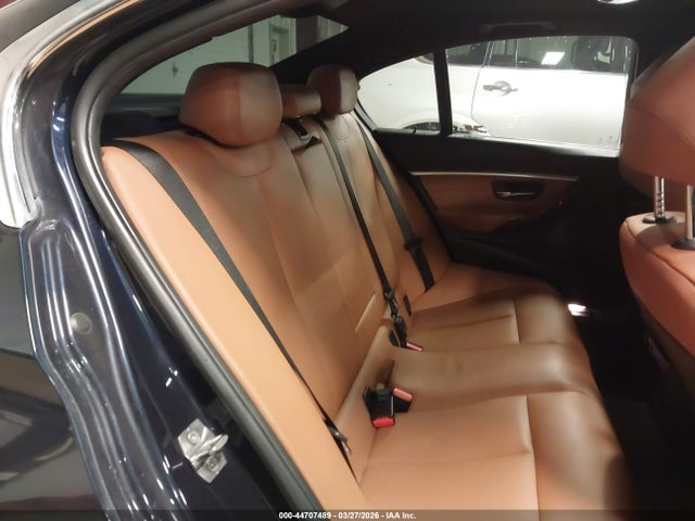 44707489 :رقم المزاد ، WBA8E3G54GNU38490 vin ، 2016 Bmw 328i Xdrive مزاد بيع