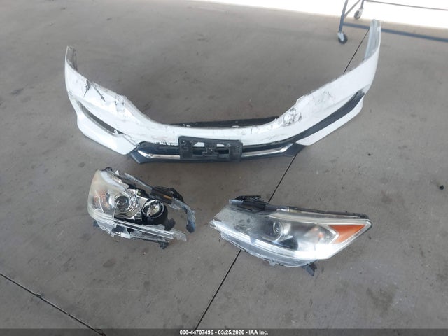 1HGCR2F38HA084169 Honda ACCORD LX