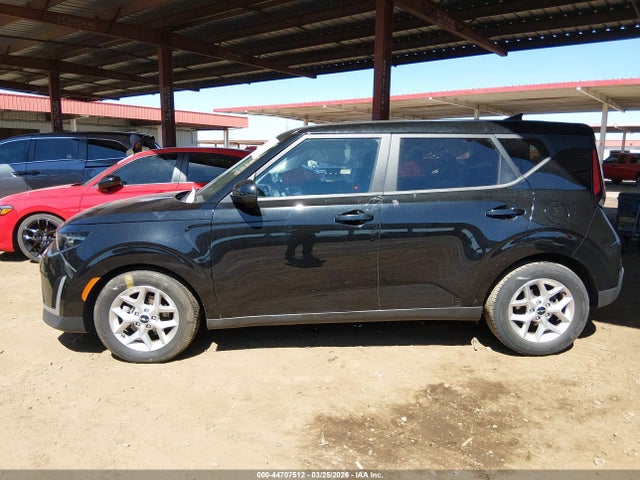 KNDJ23AU0P7884878 KIA SOUL LX