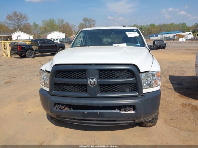 44707519 :رقم المزاد ، 3C6UR5HL0FG601147 vin ، 2015 Ram 2500 Tradesman مزاد بيع