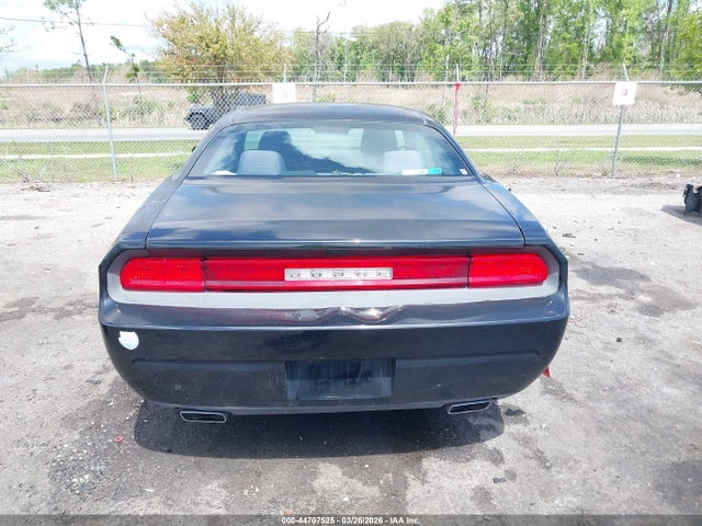 44707525 :رقم المزاد ، 2C3CDYAG2EH214765 vin ، 2014 Dodge Challenger Sxt مزاد بيع