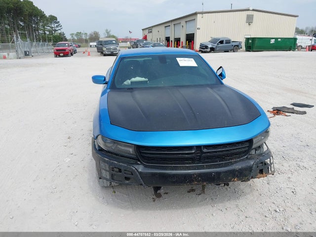 44707552 :رقم المزاد ، 2C3CDXHG8GH251774 vin ، 2016 Dodge Charger Sxt مزاد بيع