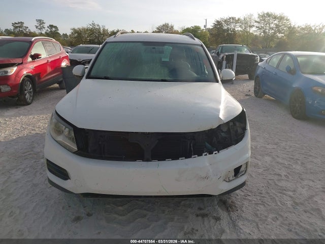 Продаж на аукціоні авто 2015 Volkswagen Tiguan Se, vin: WVGAV7AX0FW580863, номер лоту: 44707554