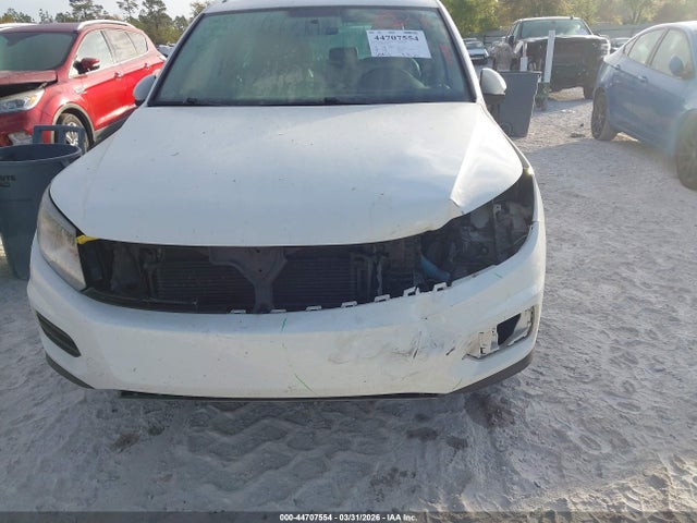 Продаж на аукціоні авто 2015 Volkswagen Tiguan Se, vin: WVGAV7AX0FW580863, номер лоту: 44707554