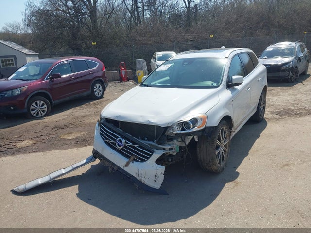 2017 VOLVO XC60 YV449MRU2H2006173 Photo 5