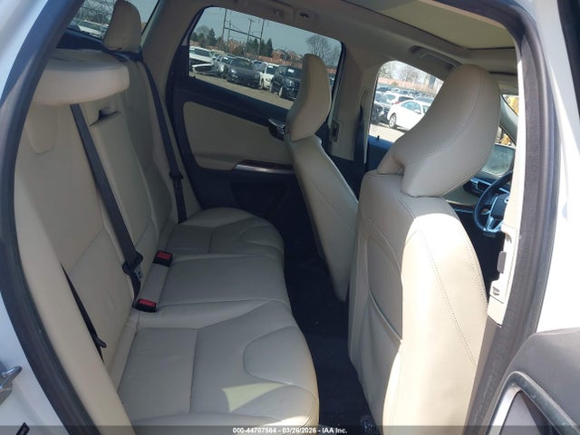 2017 VOLVO XC60 YV449MRU2H2006173 Photo 7