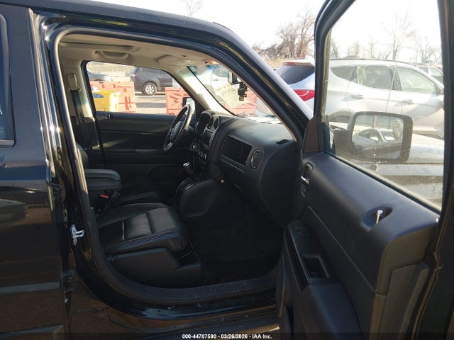 44707590 :رقم المزاد ، 1C4NJRAB7HD164082 vin ، 2017 Jeep Patriot Sport/north مزاد بيع