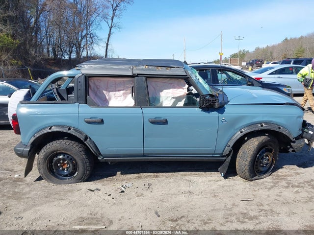 2022 Ford Bronco Black Diamond მანქანა იყიდება აუქციონზე, vin: 1FMEE5DP5NLB26299, აუქციონის ნომერი: 44707594