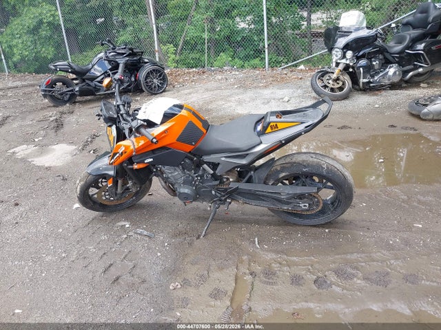 Aukcja sprzedaży 2023 Ktm 790 Duke, vin: LCETU7400PH700746, numer aukcji: 44707600