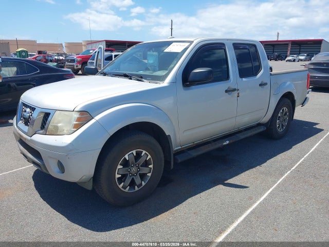 Nissan Frontier 2014 1N6AD0ER4EN745776 Image 2