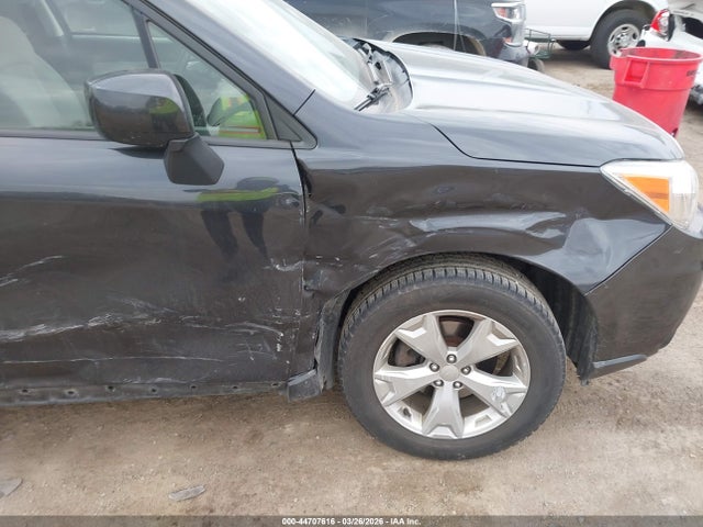 Subaru Forester 2.5i Premium 2014 JF2SJAEC5EH477337 Image 6