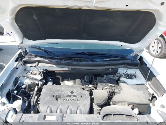 2017 Mitsubishi Outlander Se მანქანა იყიდება აუქციონზე, vin: JA4AD3A32HZ053562, აუქციონის ნომერი: 44707617