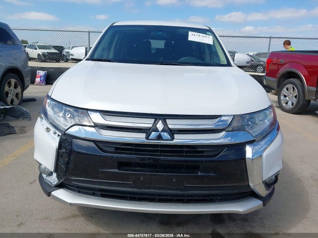 2017 Mitsubishi Outlander Se მანქანა იყიდება აუქციონზე, vin: JA4AD3A32HZ053562, აუქციონის ნომერი: 44707617