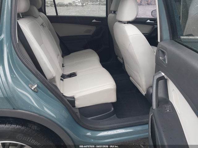 Продажа на аукционе авто 2019 Volkswagen Tiguan 2.0t Se/2.0t Sel/2.0t Sel R-line/2.0t Sel R-line Black, vin: 3VV2B7AX2KM191543, номер лота: 44707635