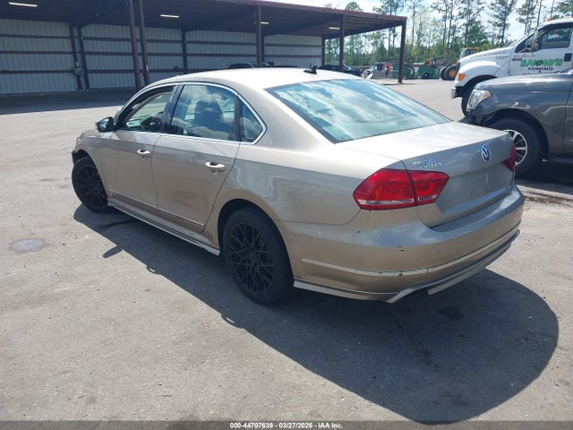 44707639 :رقم المزاد ، 1VWCM7A32FC005112 vin ، 2015 Volkswagen Passat 3.6l V6 Sel Premium مزاد بيع
