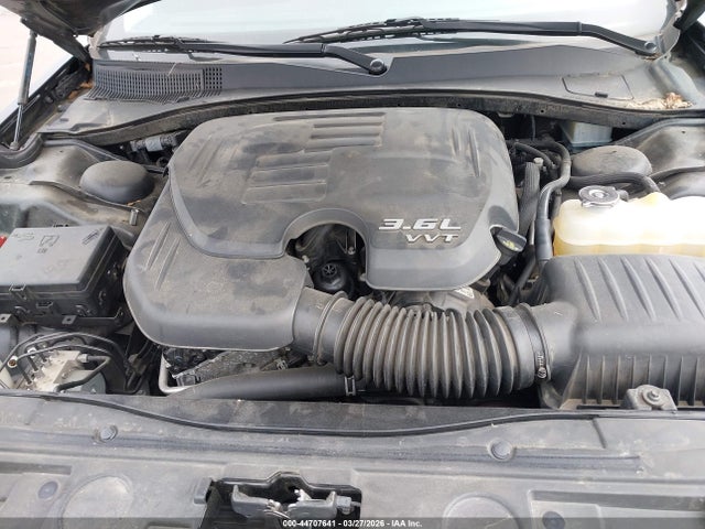 2019 CHRYSLER 300 2C3CCAAG5KH610016 Photo 9