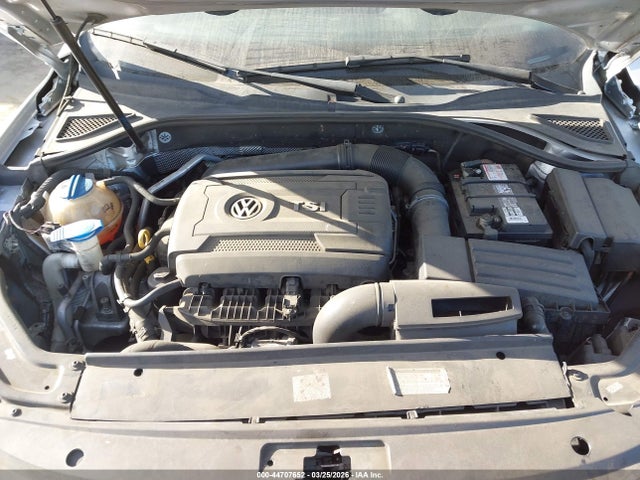 2017 Volkswagen Passat 1.8t S მანქანა იყიდება აუქციონზე, vin: 1VWAT7A3XHC083408, აუქციონის ნომერი: 44707652