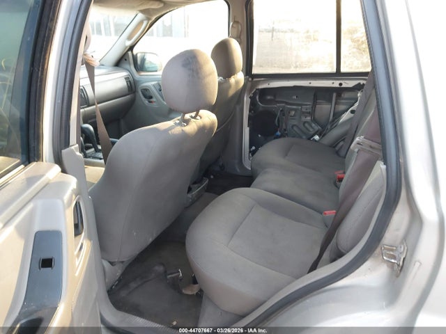2004 Jeep Grand Cherokee Laredo მანქანა იყიდება აუქციონზე, vin: 1J4GW48SX4C235644, აუქციონის ნომერი: 44707667