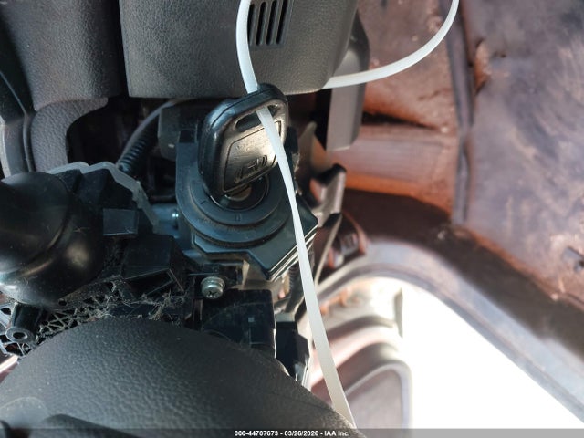 JHMGK5H58GS008009 Honda FIT LX