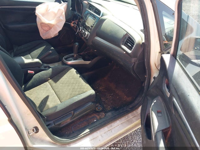 JHMGK5H58GS008009 Honda FIT LX