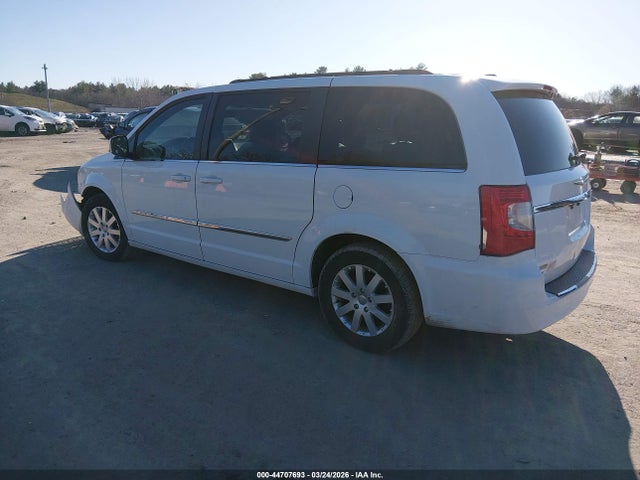 2014 CHRYSLER TOWN & COUNTRY 2C4RC1BG7ER402593 Photo 2